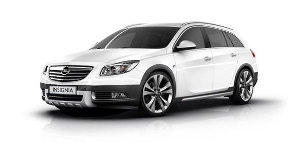 Полноприводный Opel Insignia Sports Tourer Crossfour